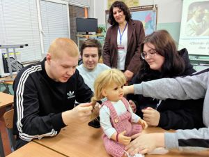 Игра «Семья – это…»