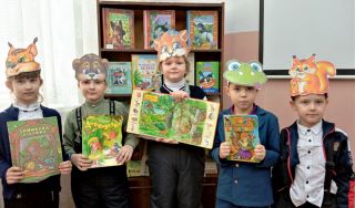 Мы – лесные, степные, болотные, герои сказок – животные! Мы – лесные, степные, болотные, герои сказок – животные!