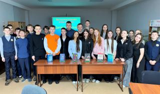 Игра «Знатоки родного слова» Игра «Знатоки родного слова»