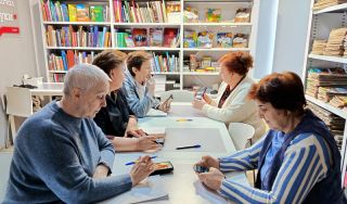 Внимание! «Старшее поколение на связи!» Внимание! «Старшее поколение на связи!»