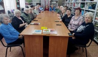 Беседа-практикум «Смартфон – современный помощник»