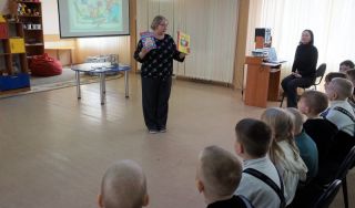 Час поэзии «Солнечные стихи Эммы Мошковской»