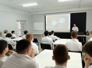 Интеллектуальная игра «Магия книжного кино»