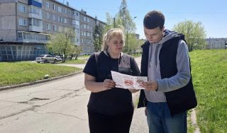 Уличная акция «Выбираем жизнь без табачного дыма» Уличная акция «Выбираем жизнь без табачного дыма»