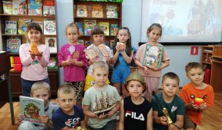 Литературная викторина «В волшебной пушкинской стране» Литературная викторина «В волшебной пушкинской стране»