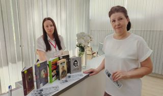 Акция «Возьмите Пушкина с собой» Акция «Возьмите Пушкина с собой»