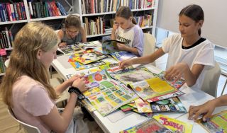 Пресс-встреча «Листая пёстрые страницы» Пресс-встреча «Листая пёстрые страницы»