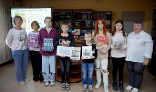 Патриотический час «Три цвета – одна душа»
