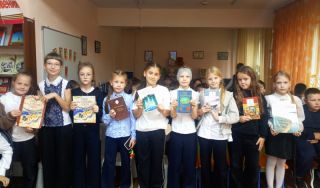 Литературная прогулка «С любовью к русской деревне» Литературная прогулка «С любовью к русской деревне»