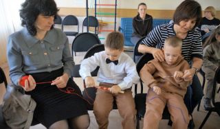Библиотечные посиделки «Вместе с бабушкой и дедушкой» Библиотечные посиделки «Вместе с бабушкой и дедушкой»