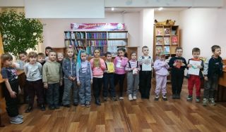 Библиотечный урок «Справочное бюро от А до Я» Библиотечный урок «Справочное бюро от А до Я»